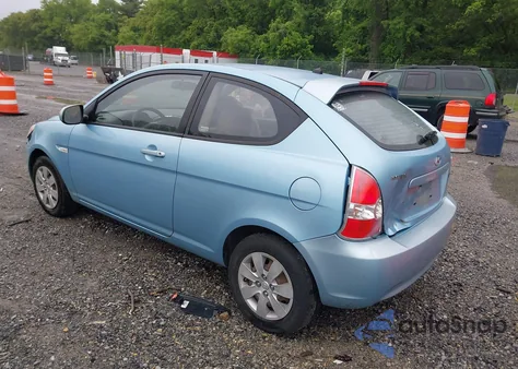 2010 Hyundai Accent Gs z USA, uszkodzony, nr VIN KMHCM3AC9AU178779